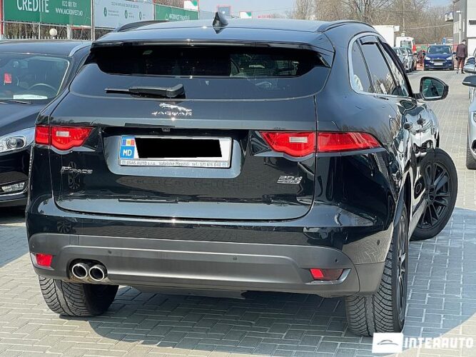 Jaguar F-Pace 37 jaguar F-Pace 2016