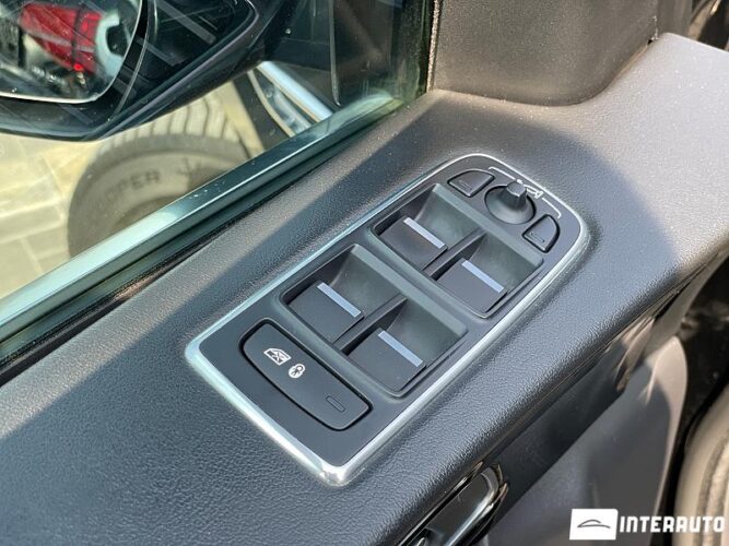 Jaguar F-Pace 48 jaguar F-Pace 2016