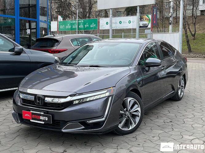 Honda Clarity 2017 doar la InterAuto
