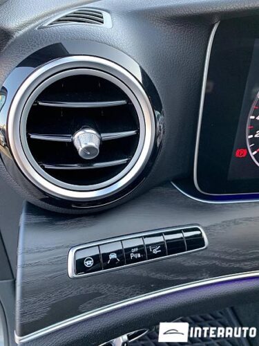 Mercedes E 220 49 mercedes E 220 2017