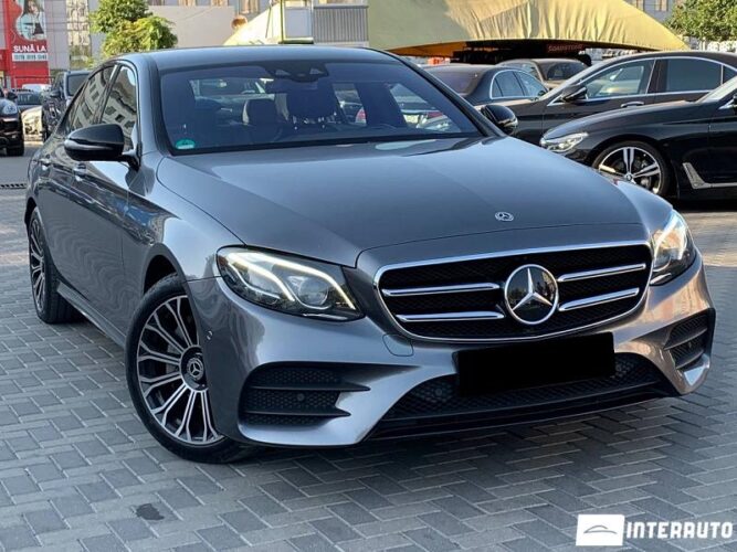 Mercedes E 220 42 mercedes E 220 2017