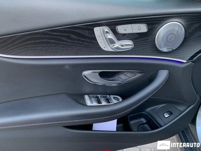 Mercedes E 220 46 mercedes E 220 2017