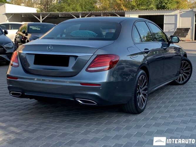 Mercedes E 220 43 mercedes E 220 2017