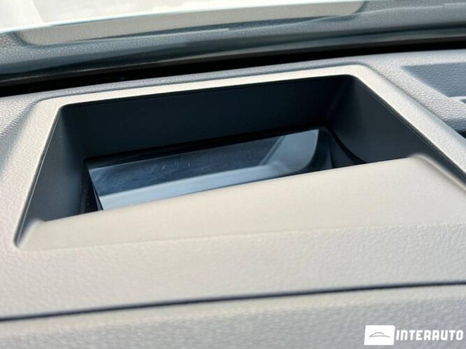 Audi SQ5 42 audi SQ5 2017