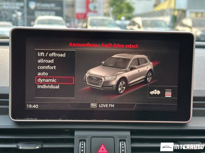 Audi SQ5 44 audi SQ5 2017