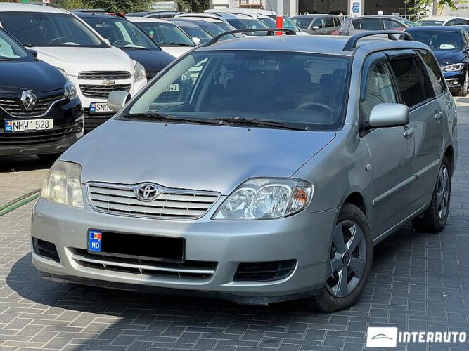Toyota Corolla 2005 doar la InterAuto