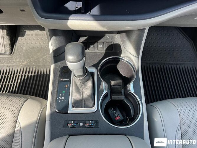 Toyota Highlander 47 toyota Highlander 2014