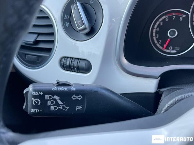 volkswagen Beetle 2012