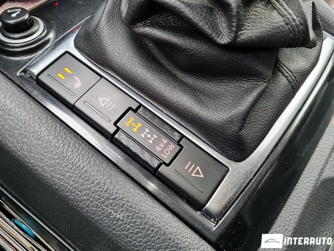 volkswagen Amarok 2012