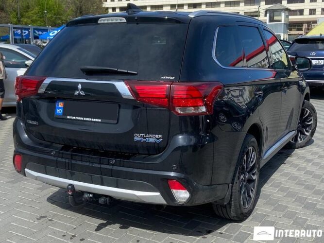 mitsubishi Outlander 2015