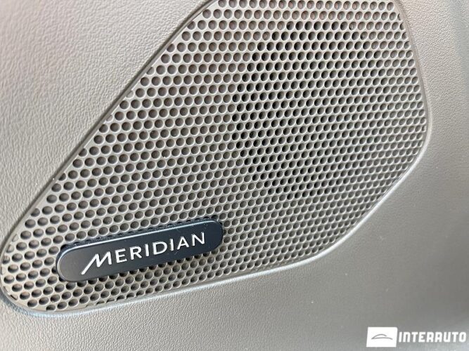 Jaguar F-Pace 51 jaguar F-Pace 2017