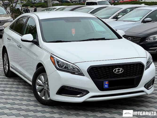 Hyundai Sonata 2016 doar la InterAuto
