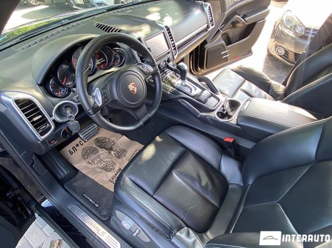 porsche Cayenne S Hybrid 2011