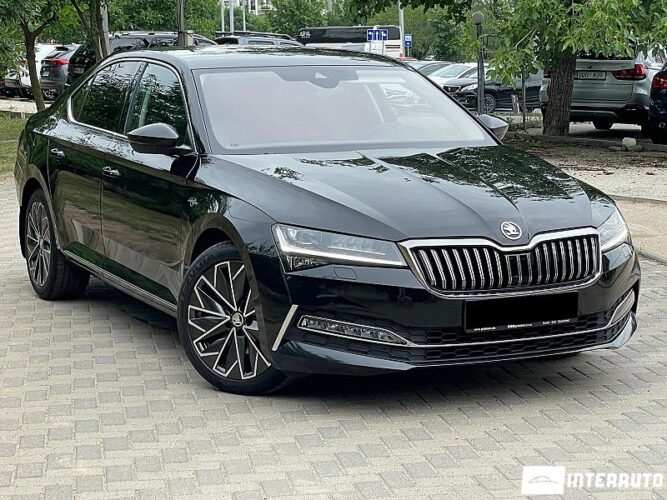 Skoda Superb 2019 doar la InterAuto