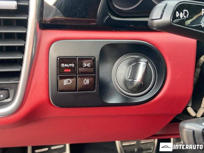 porsche Cayenne Coupe 2020