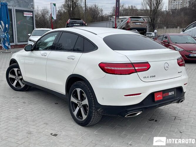 Mercedes GLC 250 Coupe 35 mercedes GLC 250 Coupe 2018