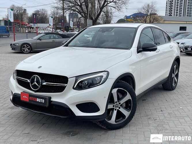 Mercedes GLC 250 Coupe 33 mercedes GLC 250 Coupe 2018