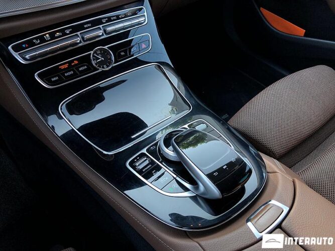 Mercedes E 220 36 mercedes E 220 2016