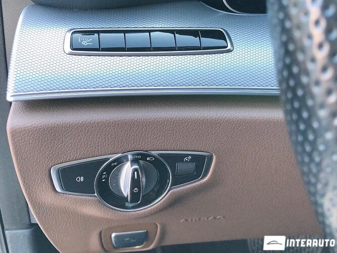 Mercedes E 220 32 mercedes E 220 2016