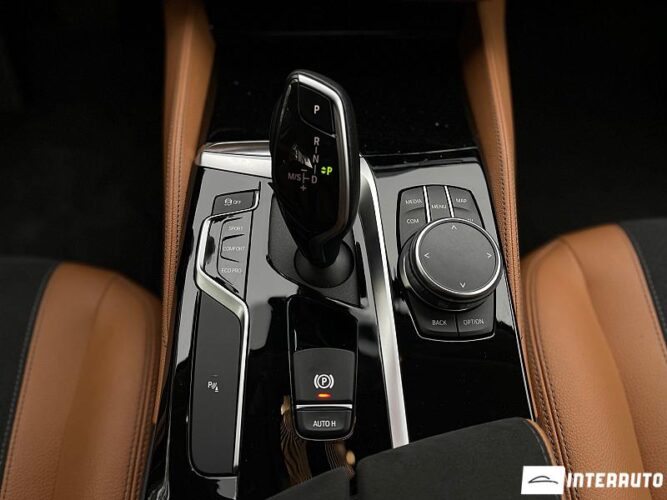 BMW 520 60 bmw 520 2019