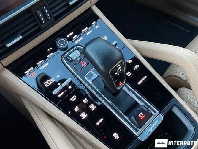 Porsche Cayenne 45 porsche Cayenne 2020