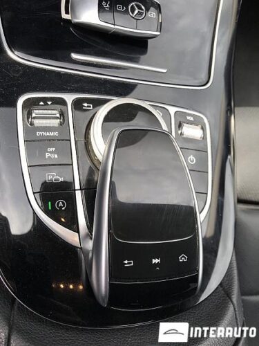 Mercedes E 220 41 mercedes E 220 2017