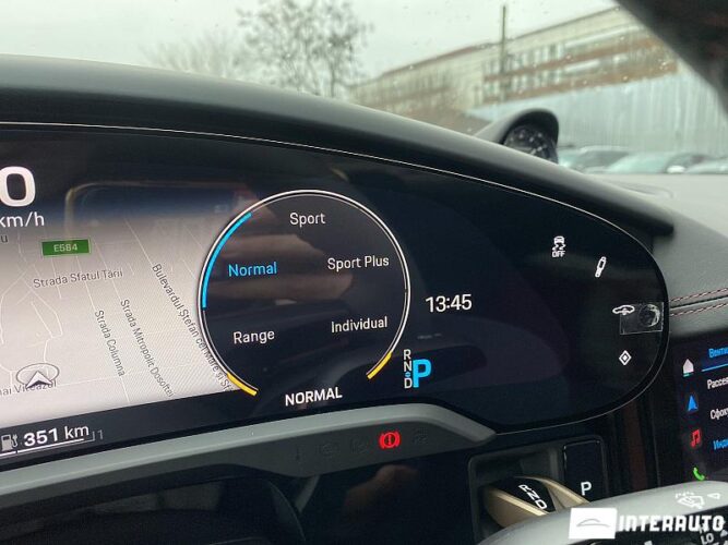 Porsche Taycan Turbo S 62 porsche Taycan Turbo S 2021