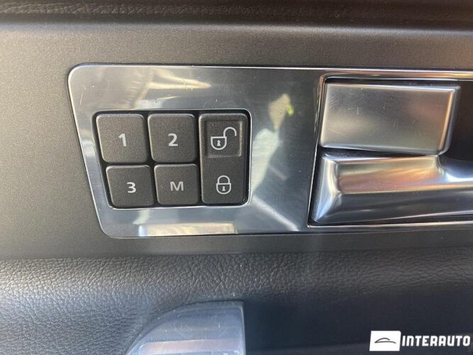 land rover Discovery 2011