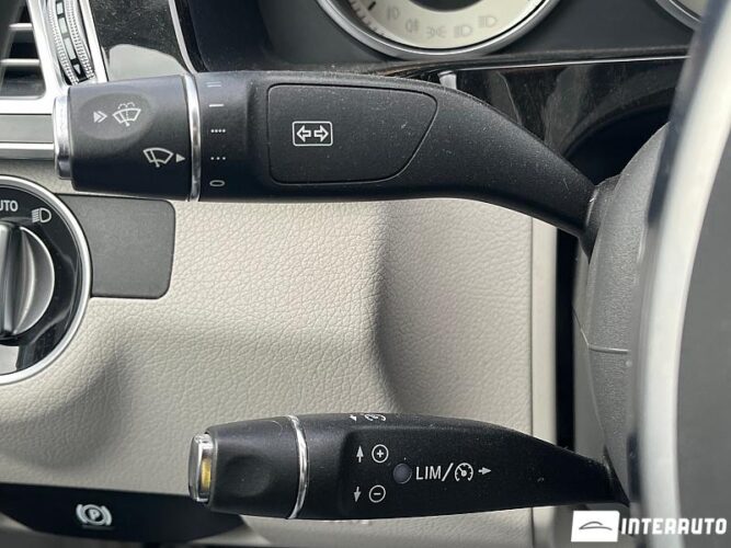 Mercedes E 220 36 mercedes E 220 2013