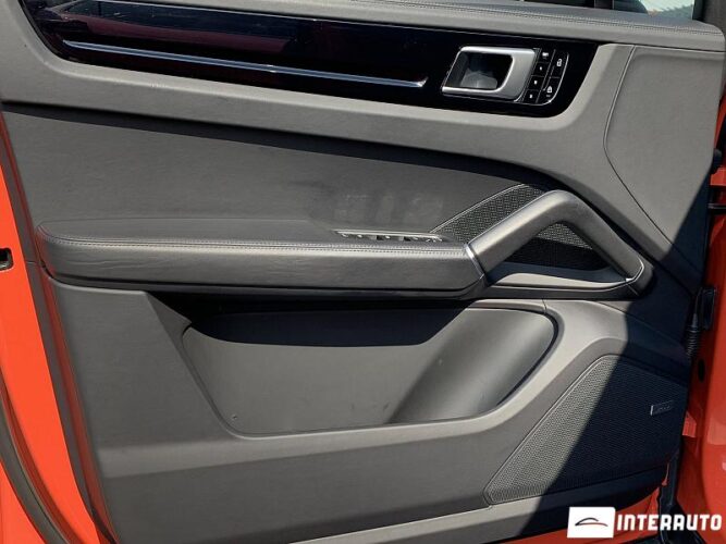 porsche Cayenne Coupe 2020