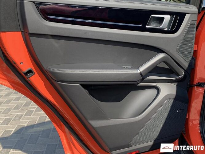 porsche Cayenne Coupe 2020