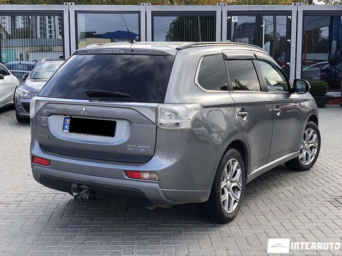 Mitsubishi Outlander 34 mitsubishi Outlander 2013