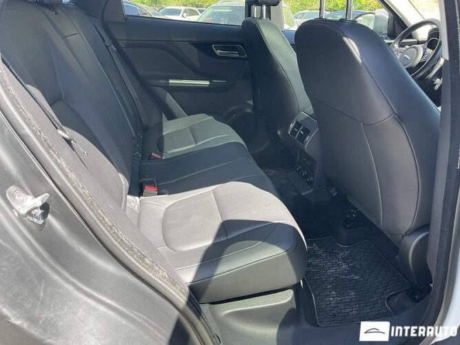 Jaguar F-Pace 48 jaguar F-Pace 2016