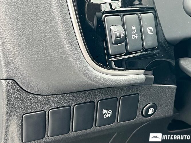 mitsubishi Outlander 2020