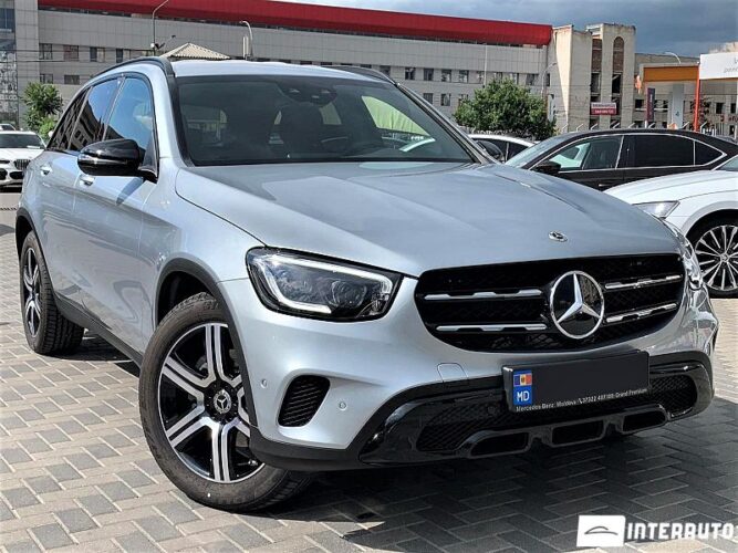 Mercedes GLC 220d 33 mercedes GLC 220d 2021