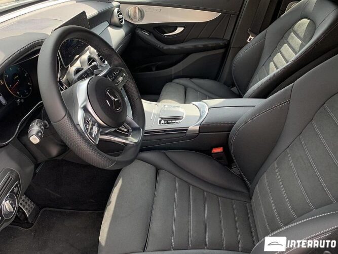 Mercedes GLC 220d 38 mercedes GLC 220d 2021