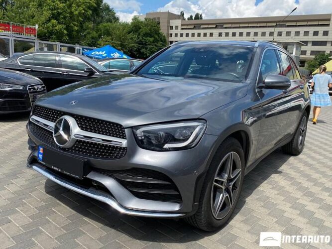 Mercedes GLC 220d 2020 doar la InterAuto