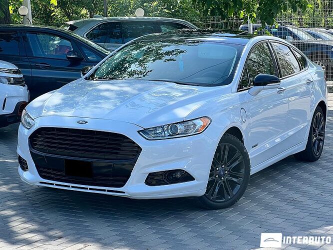 Ford Fusion 2013 doar la InterAuto