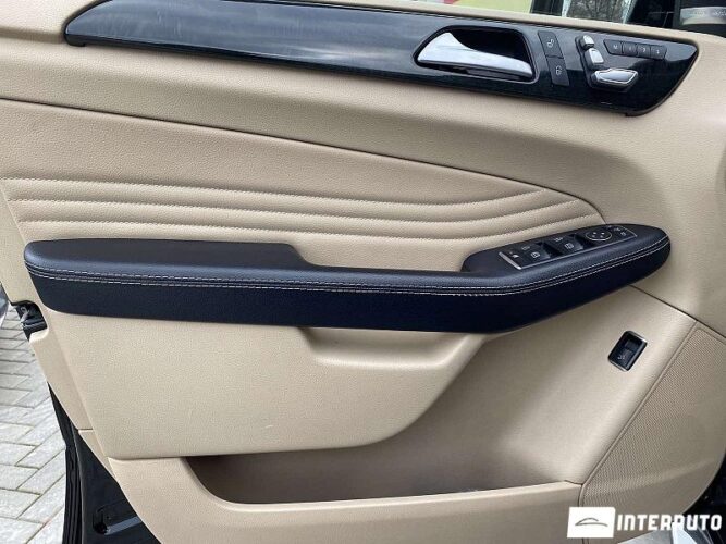 Mercedes GLE Coupe 450 34 mercedes GLE Coupe 450 2016