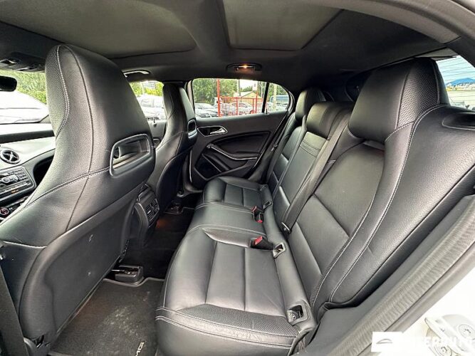 mercedes GLA 45 AMG 2015