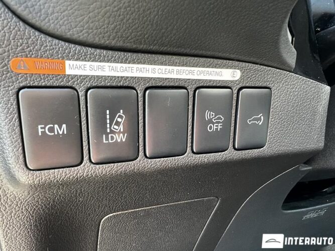 Mitsubishi Outlander 42 mitsubishi Outlander 2015