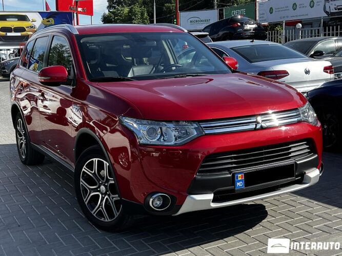 Mitsubishi Outlander 32 mitsubishi Outlander 2015