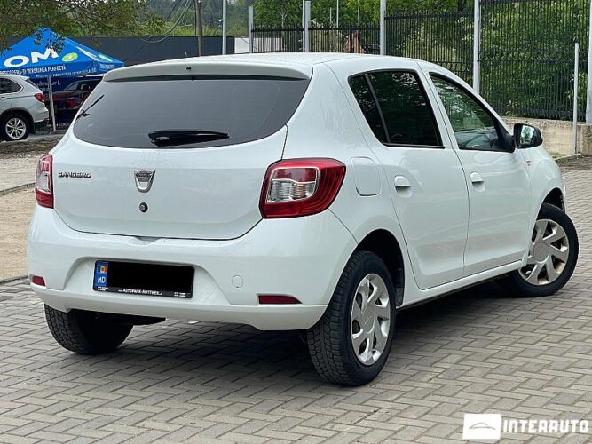 dacia Sandero 2013