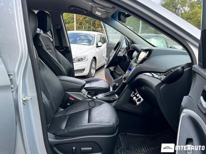 hyundai Grand Santa Fe 2013