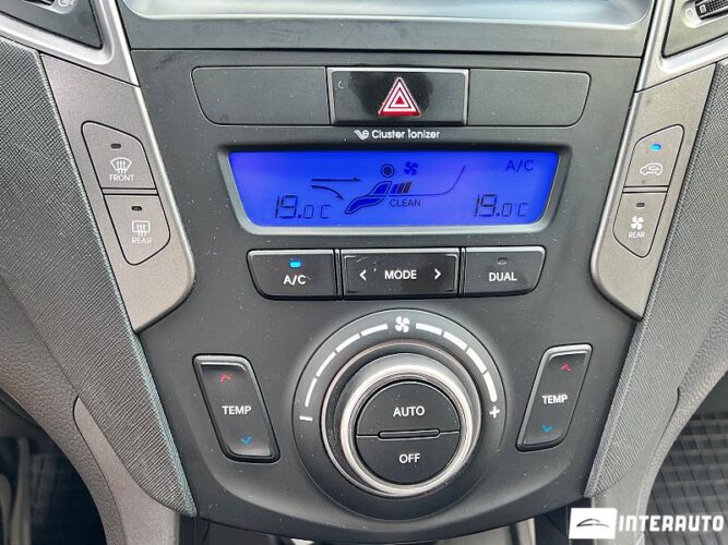 hyundai Grand Santa Fe 2013