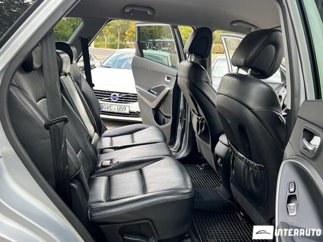 hyundai Grand Santa Fe 2013