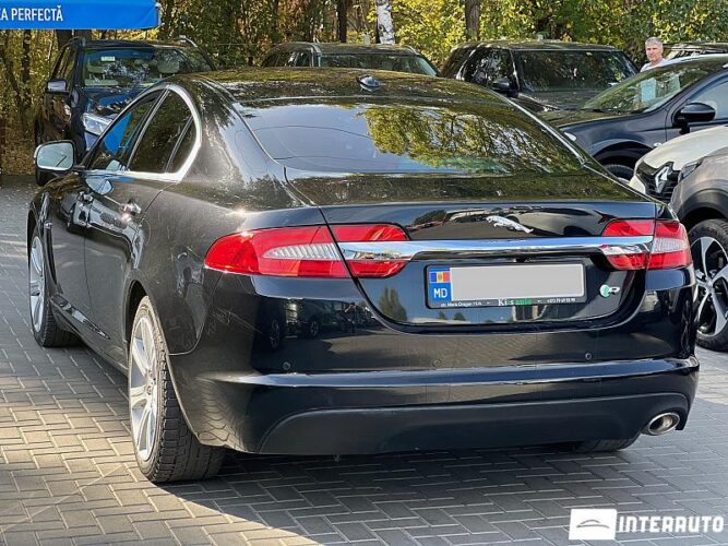jaguar XF 2012