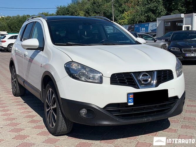 nissan Qashqai+2 2010