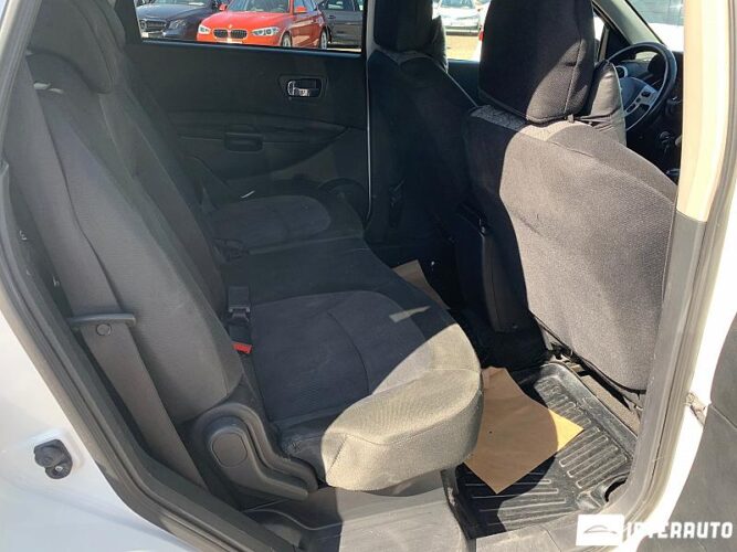 nissan Qashqai+2 2010