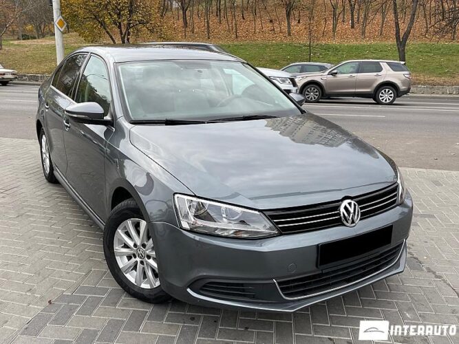 Volkswagen Jetta 2013 doar la InterAuto